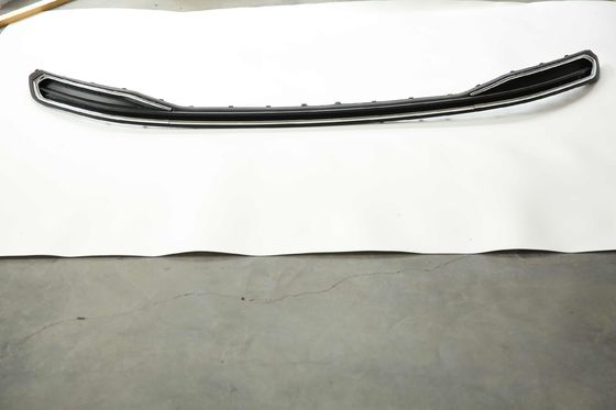 3GB 807 568 रियर बंपर प्रोटेक्शन स्ट्रिप ब्राइट बार VW Passat 19-20 कार बम्पर स्ट्रिप्स