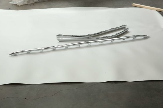 VW Passat B5 कार रियर बम्पर ट्रिम स्ट्रिप्स क्रोम कार बम्पर स्ट्रिप्स
